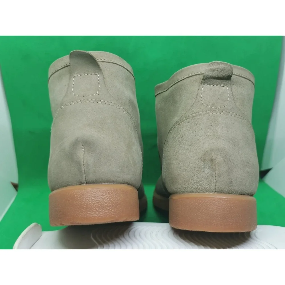 Hush Puppies Men's Bridgeport 2 Light Gray Suede Chukka Boots US Size 12 Wide